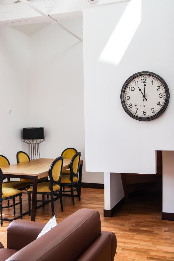 Residence De L'Arsenal Royal - Meubles De Tourisme 罗什福尔 外观 照片